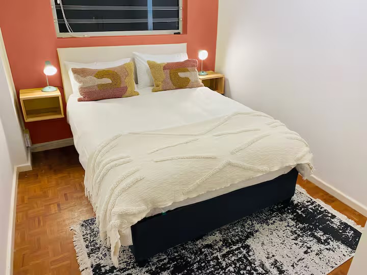 To Let 2 Bedroom Property for Rent in Tamboerskloof Western Cape